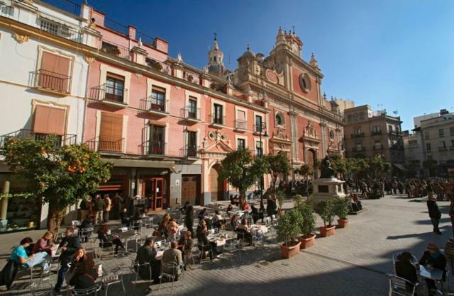 Monkeys Apartments San Isidoro Sevilla Exteriör bild